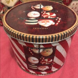 The Popcorn Factory Christmas Tin